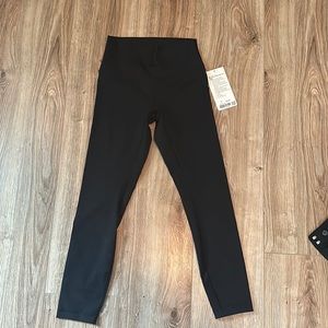Lululemon Wunder Under Leggings size 6, new with tags